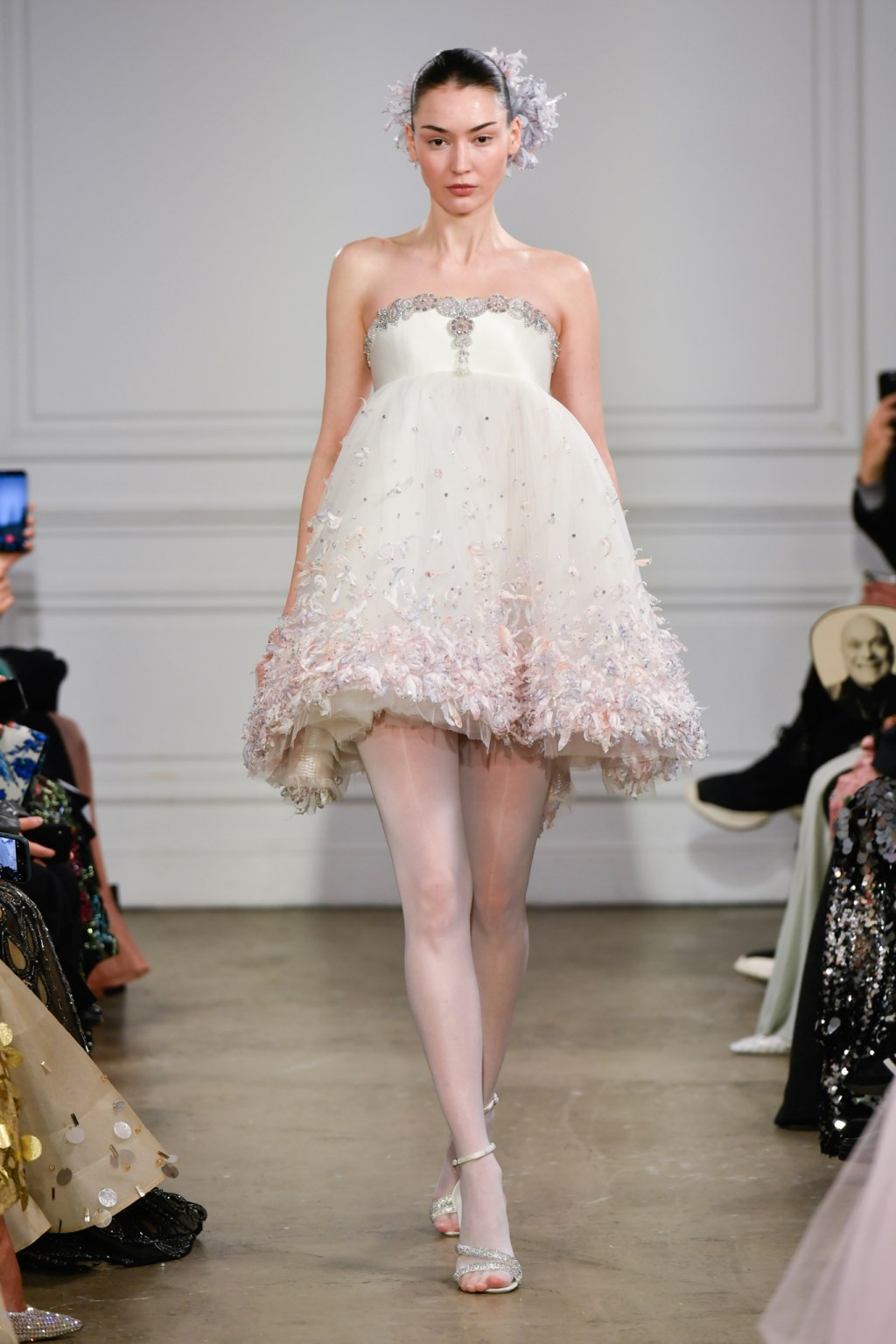 Hinh anh PHAN HUY Spring/Summer 2027 Ready-To-Wear: Hành trình trở về quê hương sau 3 năm ra mắt tại Pháp 4