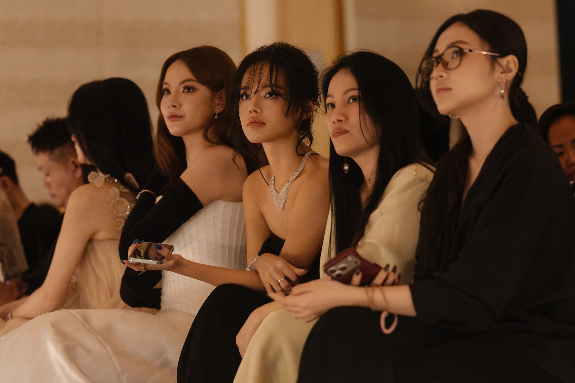 Hinh anh PHAN HUY tái hiện vẻ đẹp làng quê Việt qua BST Spring/Summer 2027 Ready-to-Wear 3