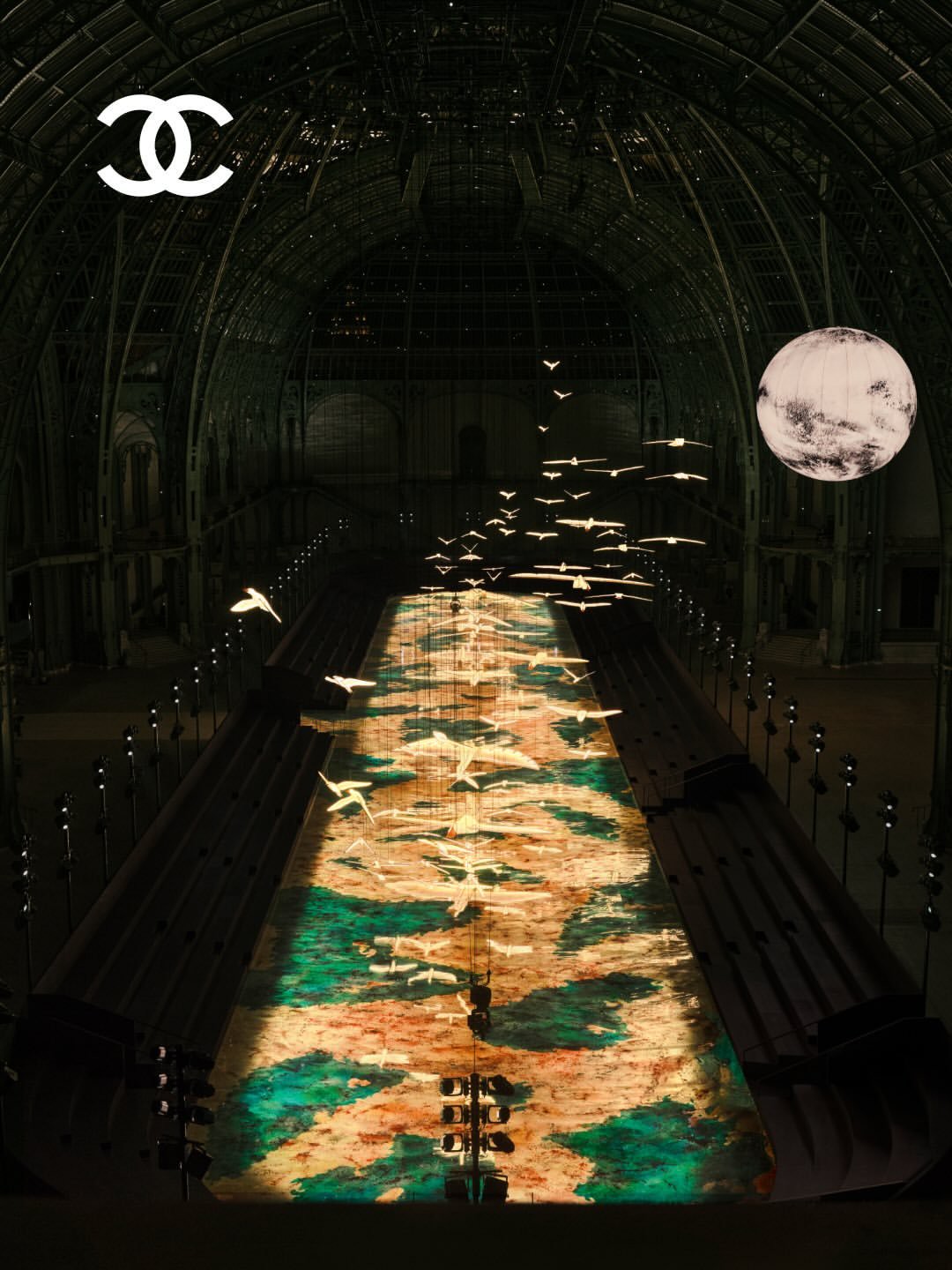 Hinh anh Sàn diễn Paris Fashion Week - Nơi bắt đầu kể câu chuyện thời trang 5