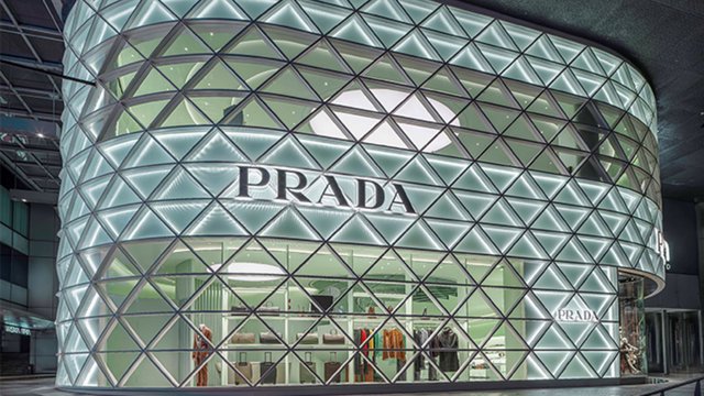 Prada thay đổi lãnh đạo giữa thời khắc then chốt: Gianfranco D’Attis rời ghế CEO
