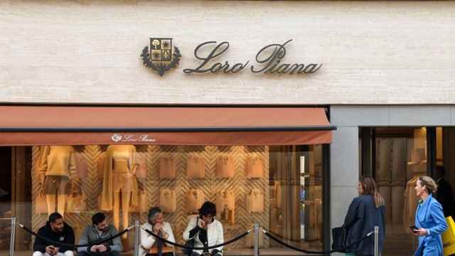 Không chỉ Loro Piana: Vì sao các thương hiệu xa xỉ hay vấp phải bê bối nhân quyền?