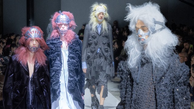 Comme des Garçons Homme Plus Thu Đông 2026: “Liều thuốc giải độc có chủ đích hay một tấm gương méo mó”