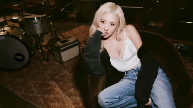 Rosé trở thành ngoại lệ của Levi’s, phủ sóng toàn Việt Nam với tư cách Tân Đại sứ