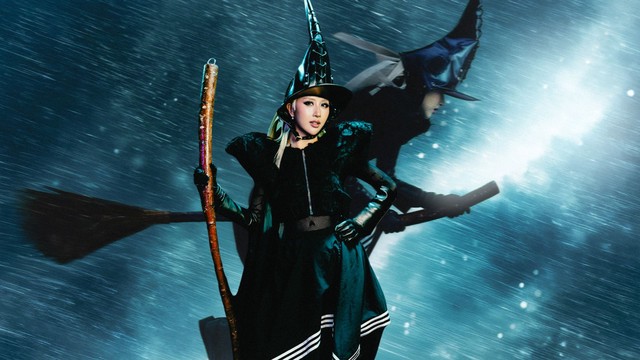 Green Light và cuộc chơi thời trang táo bạo của Quỳnh Anh Shyn