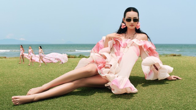 Đẩy Đưa: Tình yêu tuổi trẻ qua lăng kính Adrian Anh Tuấn