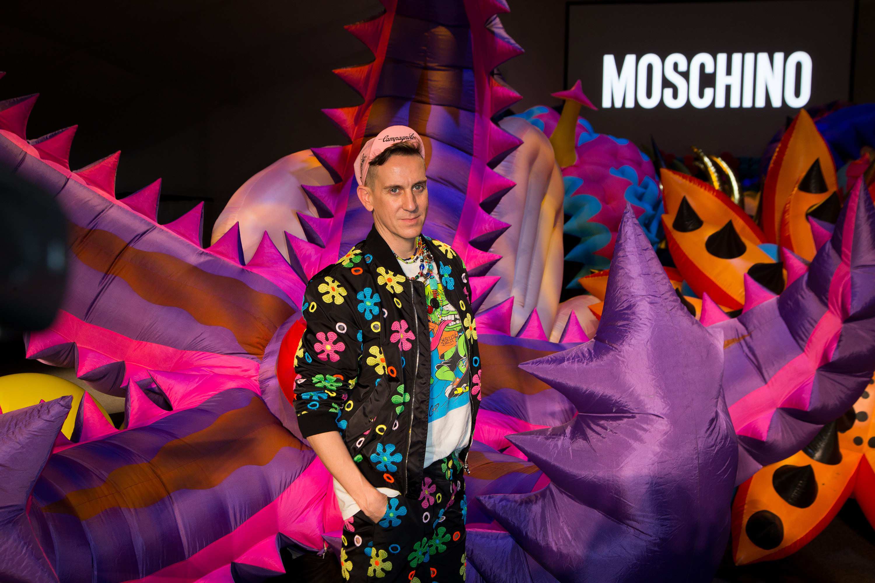 Kẻ phá luật Jeremy Scott: ngông nghênh và dị biệt