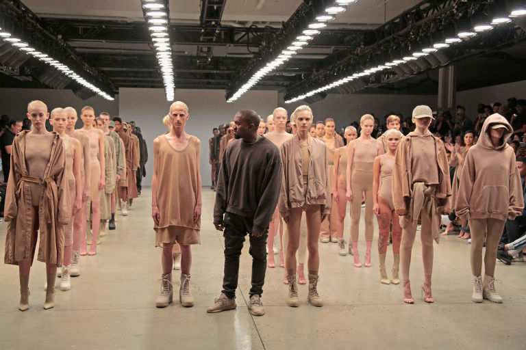 Kanye West hủy bỏ show diễn tại Tuần lễ Thời trang New York