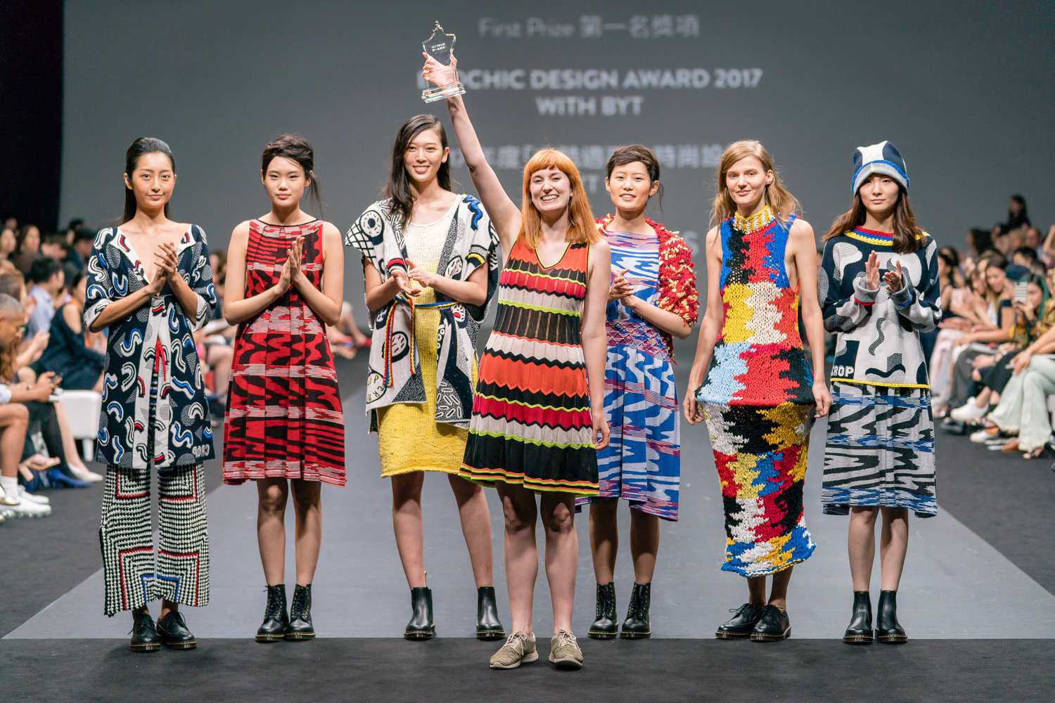 Kate Morris - tân quán quân giải thưởng EcoChic Design Award 2017