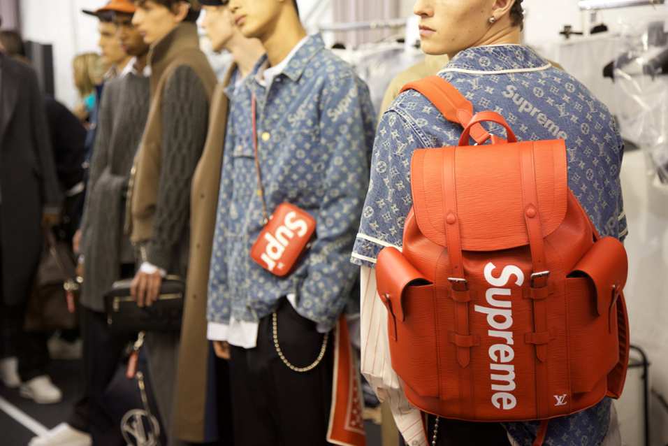 Carlyle Group đầu tư vào Supreme, Marquee Brands mua lại BCBG Max Azria