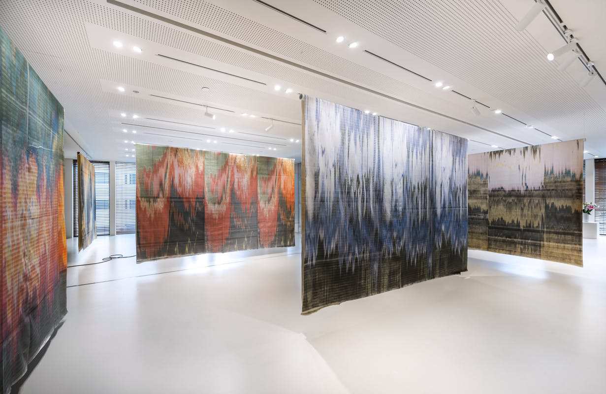 Triển lãm tác phẩm nghệ thuật Vanishing Workflows tại Aloft at Hermès, Singapore