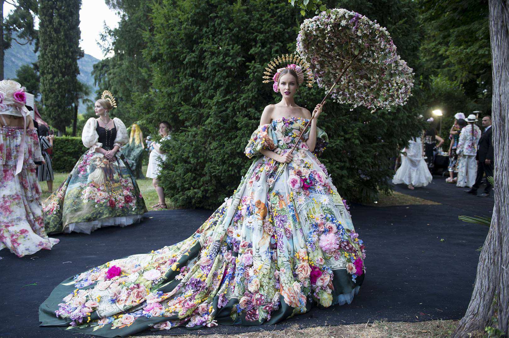 Dolce&Gabbana Alta Moda Thu-Đông 2018/19: Một thuở phù hoa