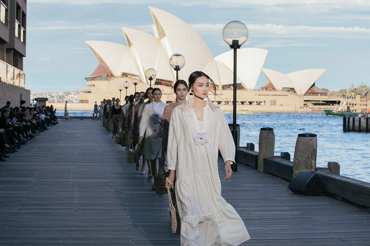 Đỗ Mạnh Cường SS2019: Vì sao 'Back to nature' làm rung động cả Sydney?