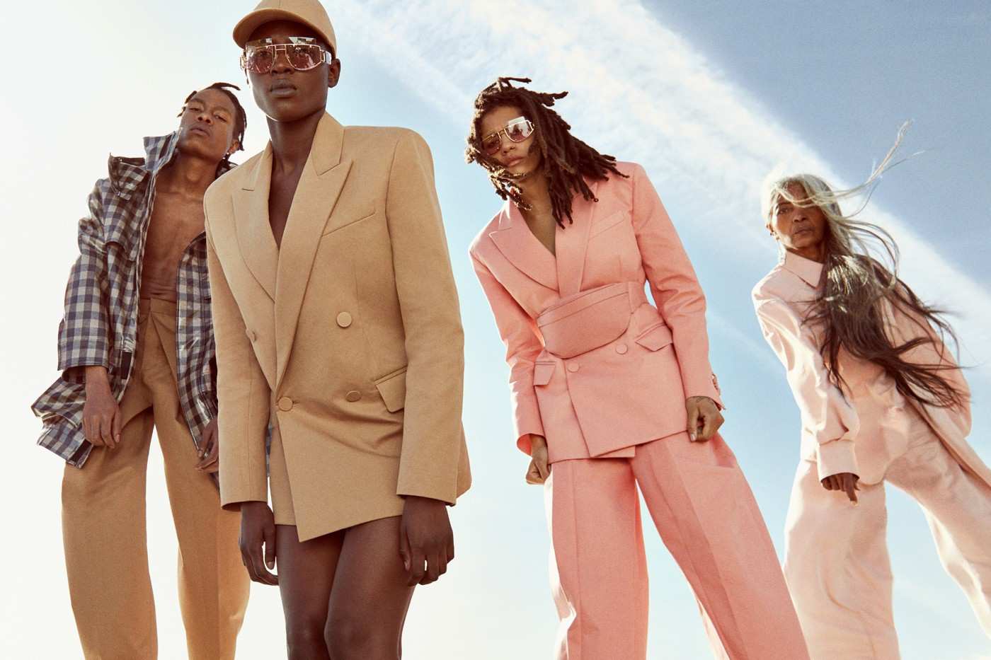 Vì sao Fenty Maison lại là cú bắt tay có tính đột phá của Rihanna và tập đoàn xa xỉ LVMH?