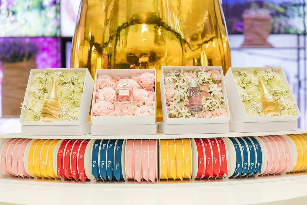 Lần đầu tiên tại Việt Nam: Triển lãm Dior Les Parfums - bí mật đằng sau những hương nước hoa biểu tượng