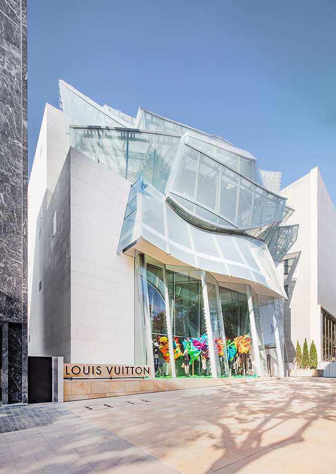 Louis Vuitton khai trương của hàng mới tại Seoul, cú bắt tay của thời trang và nghệ thuật