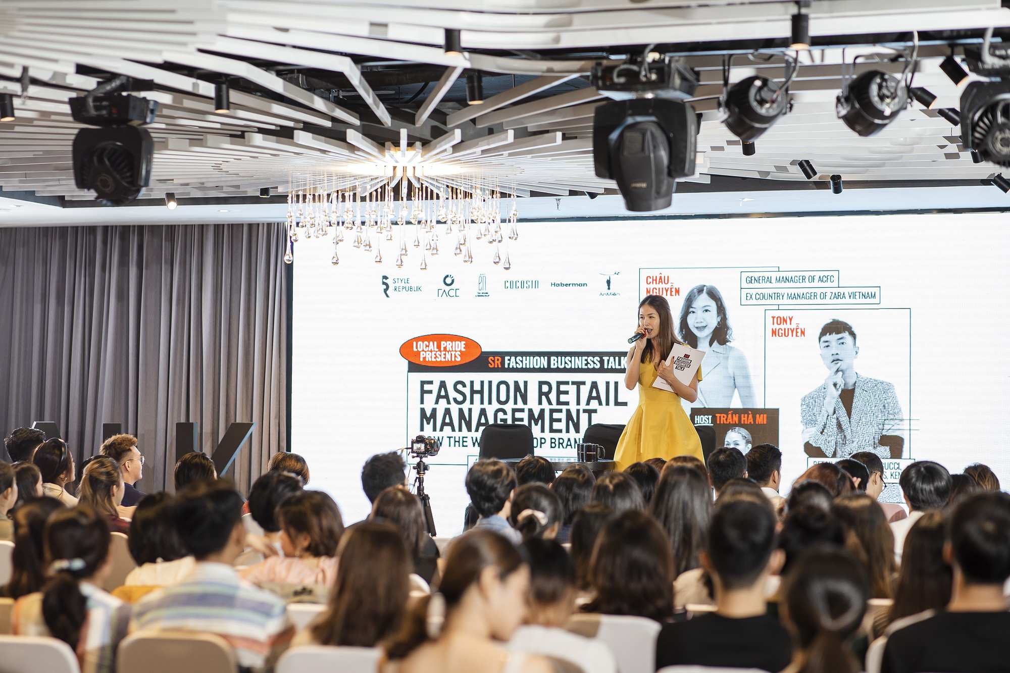 SR Fashion Business Talk Ep7: Fashion Retail Management: How The World's Top Brands Do It