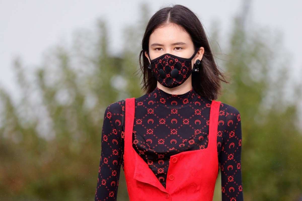 Covid-19: Gucci chuẩn bị làm khẩu trang và đồ bảo hộ, Kering quyên tặng 3 triệu khẩu trang y tế