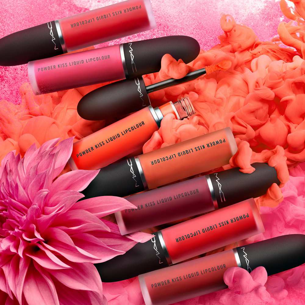 M.A.C Powder Kiss Liquid Lipcolour: Son lì dưỡng môi công thức mới