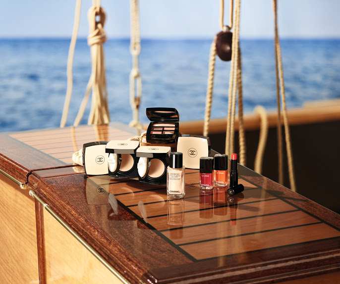 Mùa hè Chanel - Rạng rỡ khoe sắc cùng bộ sưu tập trang điểm Les Beiges Summer of Glow