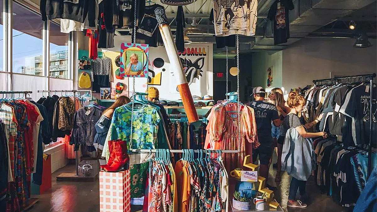 Để phát triển bền vững mô hình kinh doanh thời trang second-hand thì sẽ cần lưu ý gì?