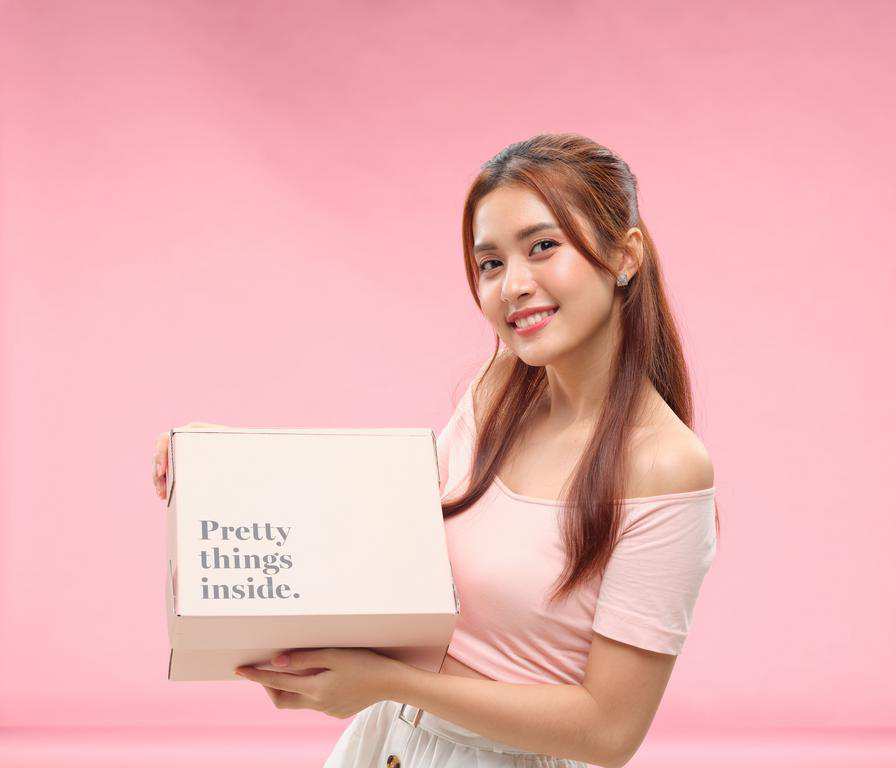 “Pretty Things Inside” - Chiếc hộp màu hồng ngọt ngào chứa đựng những bất ngờ xinh đẹp đến từ Sociolla