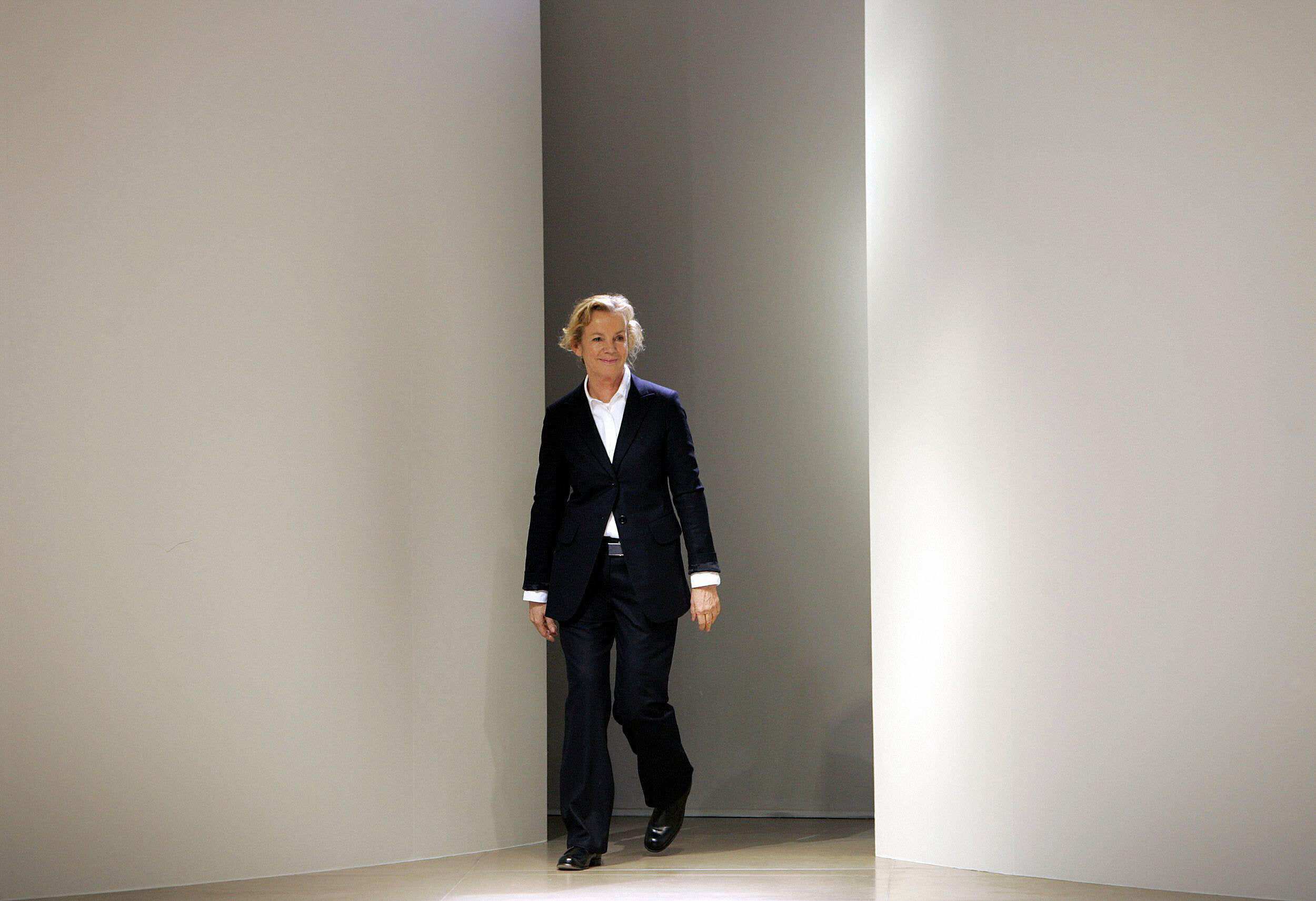 Jil Sander và Uniqlo +J: Đã đến lúc cất đồ bộ vào tủ và dừng ngay việc ăn mặc luộm thuộm