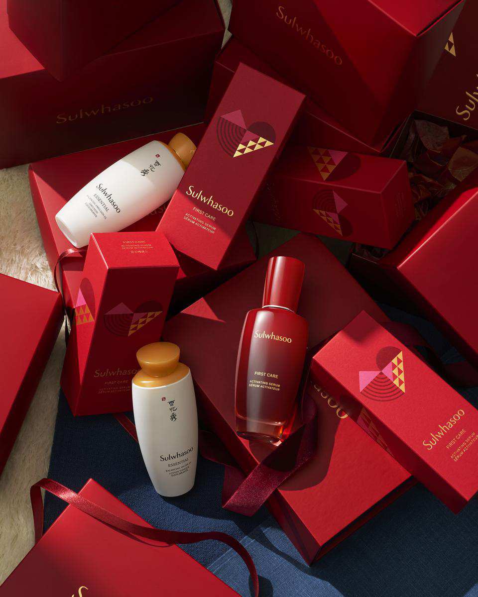 Sulwhasoo First Care Activating Serum: Khởi nguồn của yêu thương bắt đầu từ việc chăm sóc chính mình