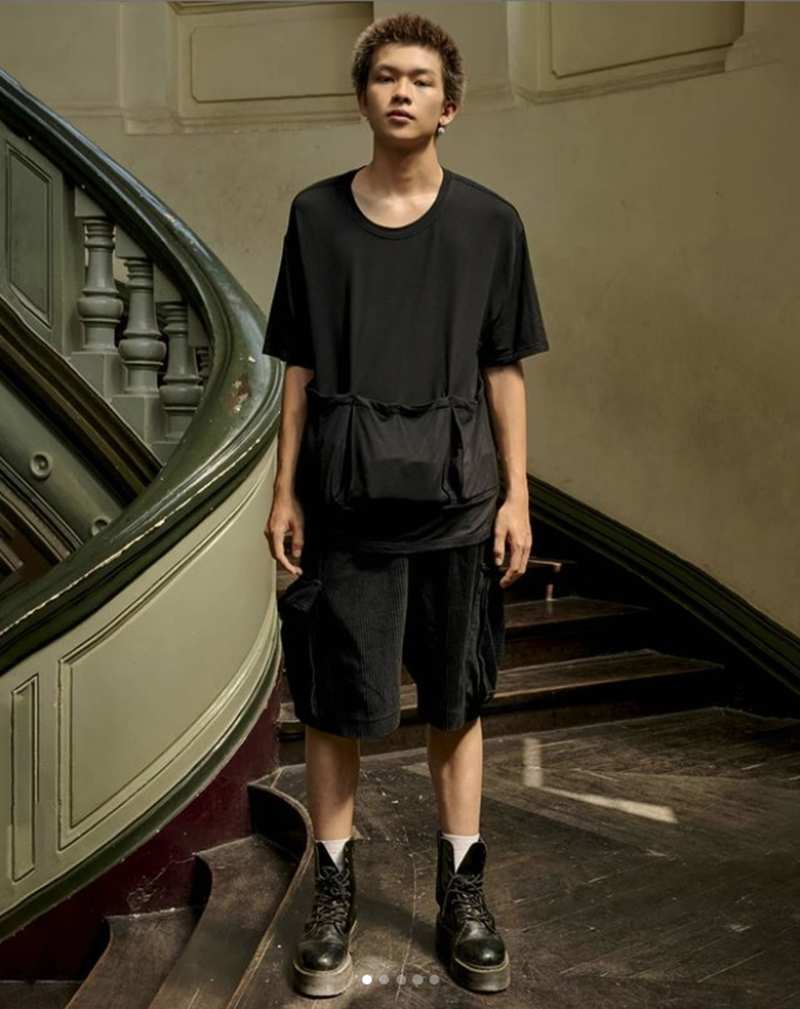 Hinh anh Là một trong số ít những thương hiệu streetwear tại Việt Nam có nhận diện phổ biến, Môi Điên có truy tìm chất liệu sáng tạo từ chính những subculture của Việt Nam hay chưa? Hiện tại, các cảm hứng thiết kế của Môi Điên sẽ phụ thuộc vào những yếu tố chính yếu nào? 1