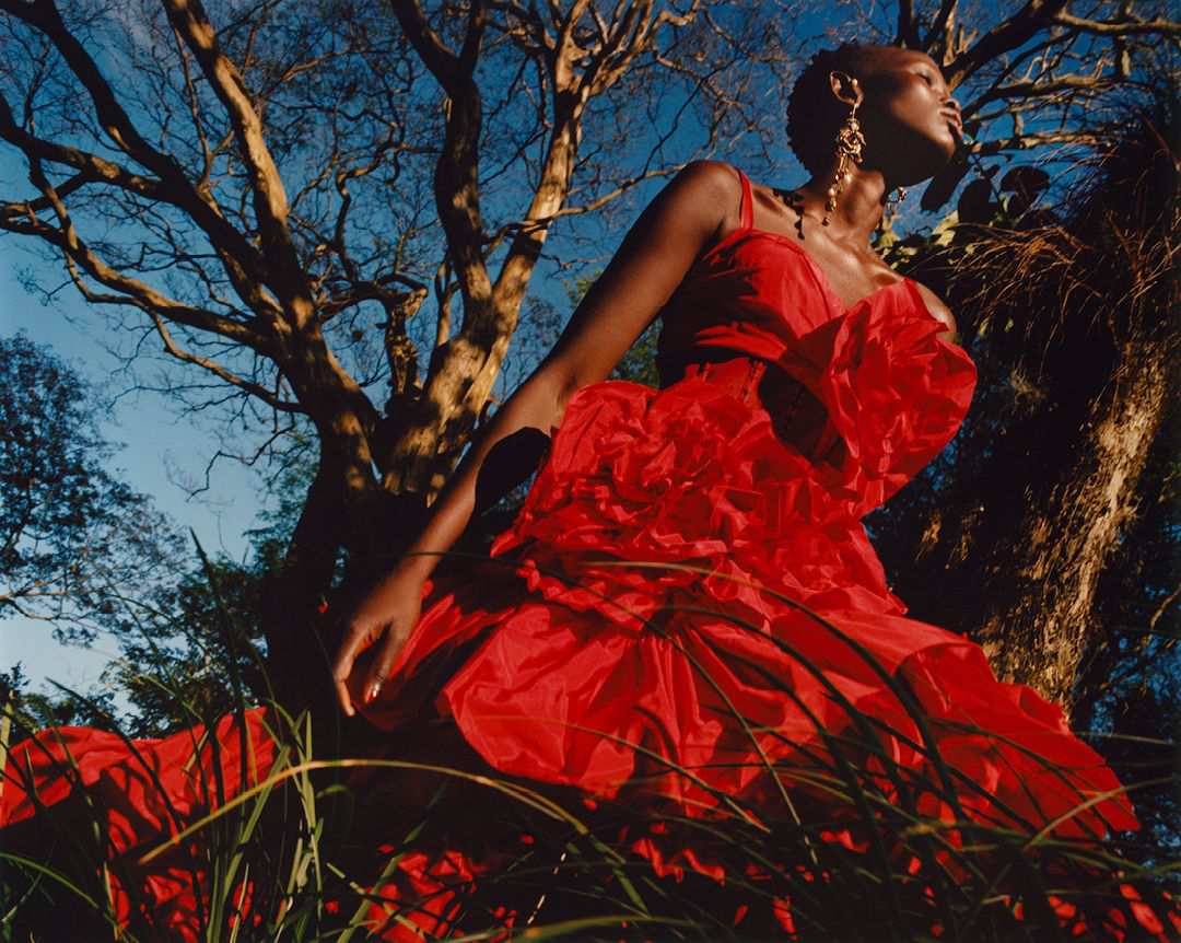 Demi-couture là gì? Vì sao có những thiết kế rất tinh xảo lại không được gọi là haute couture?