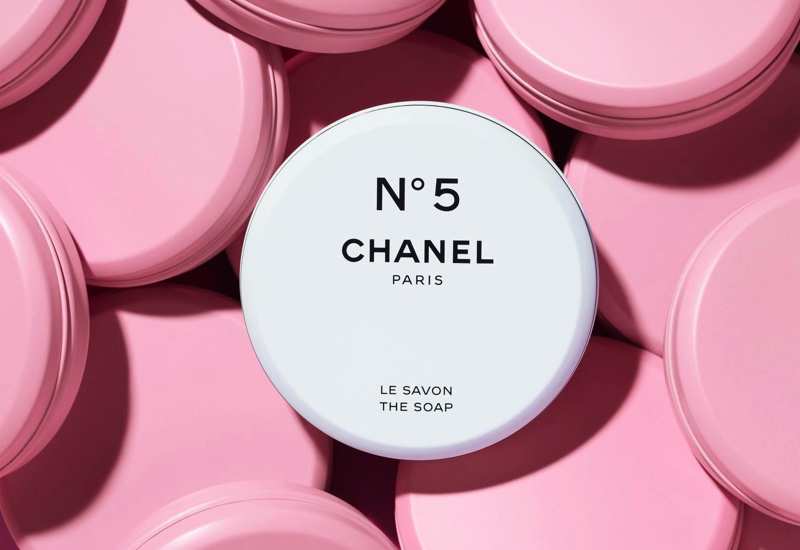 Chanel kỷ niệm 100 năm dòng nước hoa No.5 kinh điển bằng bộ sưu tập giới hạn