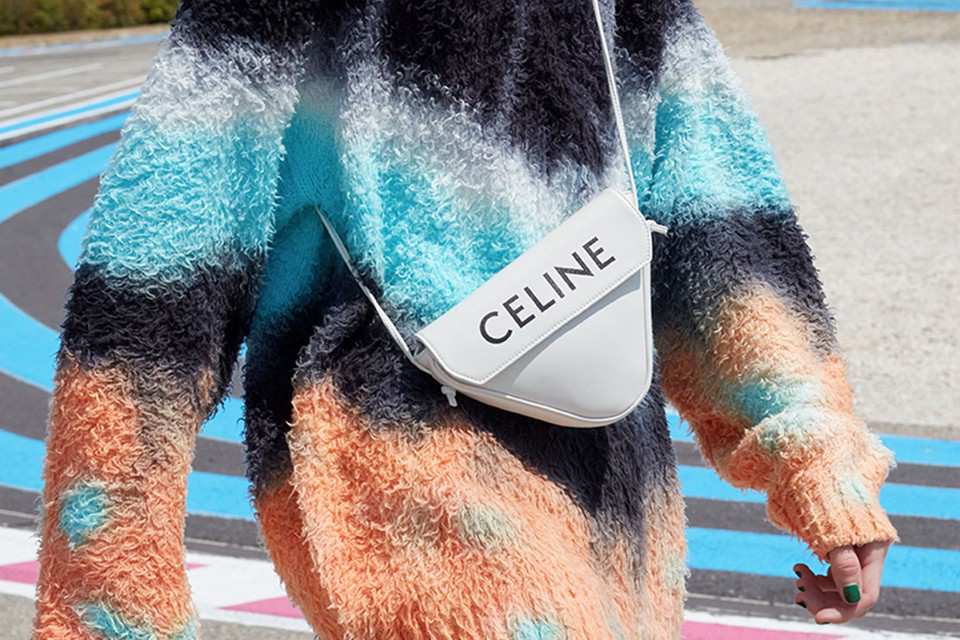 Có thể bạn sẽ thích: Chiếc túi tam giác Triangle Bag từ ngôi nhà CELINE