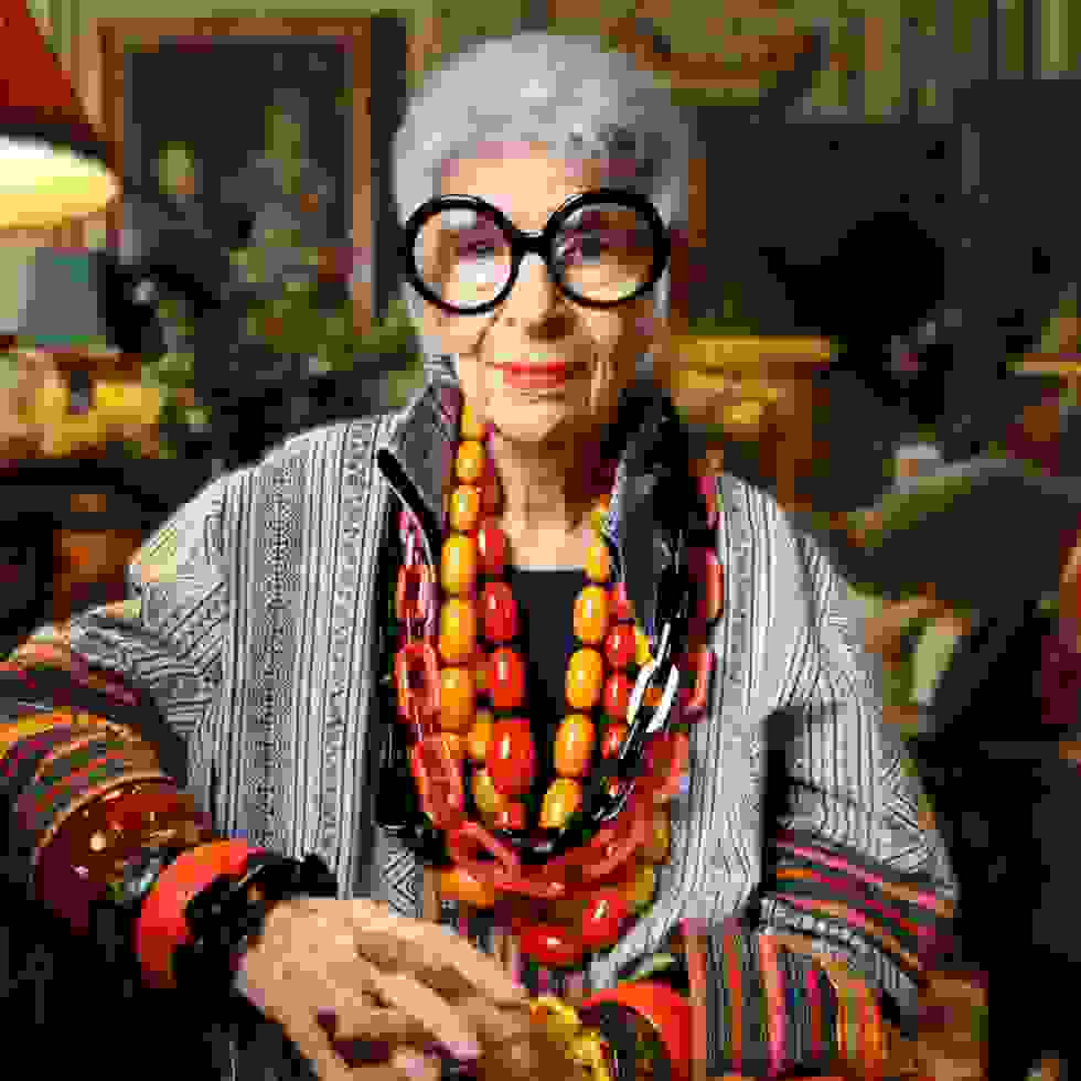 Hinh anh Chúc mừng Nhà thiết kế Iris Apfel vừa tròn 100 tuổi! 2