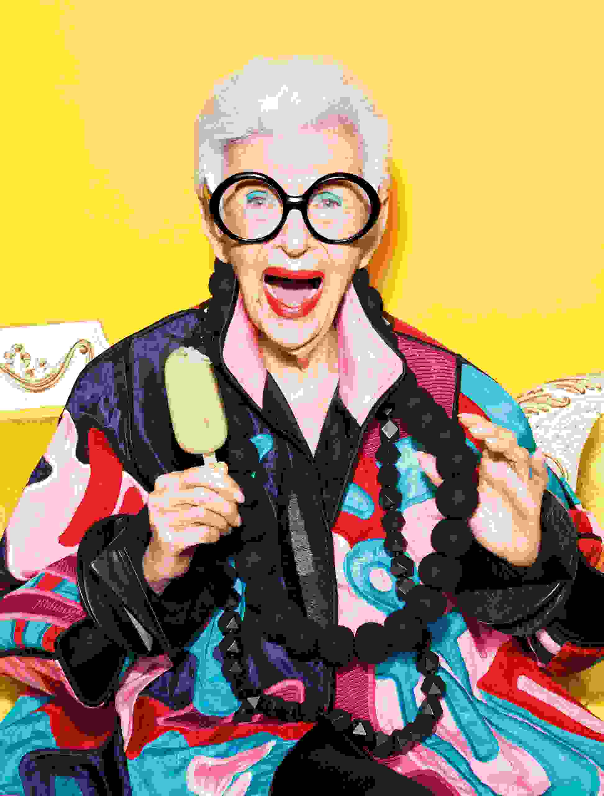 Hinh anh Chúc mừng Nhà thiết kế Iris Apfel vừa tròn 100 tuổi! 3