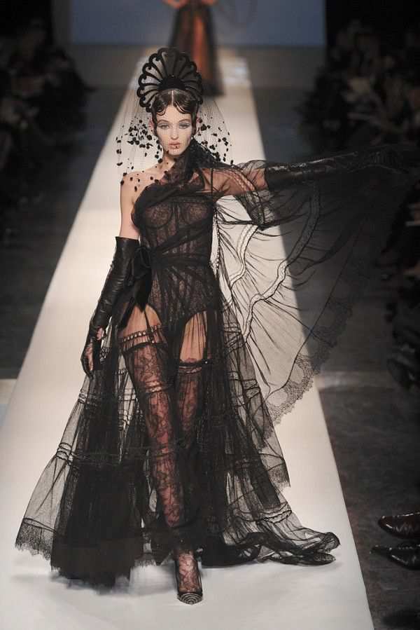Hinh anh Gothic và Goth là hai khái niệm dễ gây nhầm lẫn 3