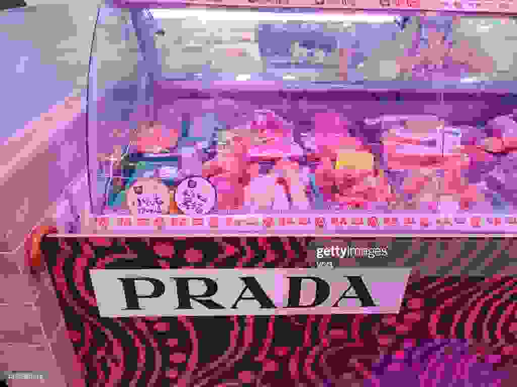 Hinh anh Khi rau củ “khoác áo" Prada: Gen Z Trung Quốc đổ xô check-in tại chợ thực phẩm 6