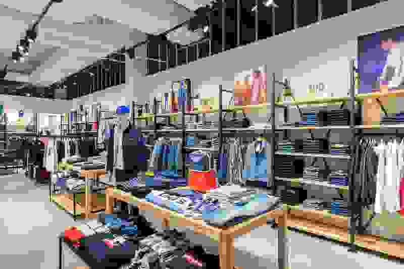 Hinh anh Công ty Levi Strauss & Co, chủ sở hữu thương hiệu Levi's, đã công bố doanh thu và lợi nhuận quý III vượt qua dự tính. 3