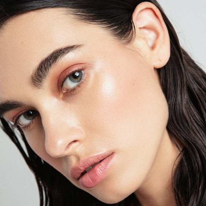 Hinh anh Laura Mercier Tinted Moisturizer 2