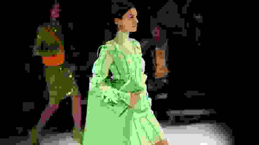 Matthieu Blazy người thay thế Daniel Lee ở vị trí Giám đốc sáng tạo tại Bottega Veneta là ai?