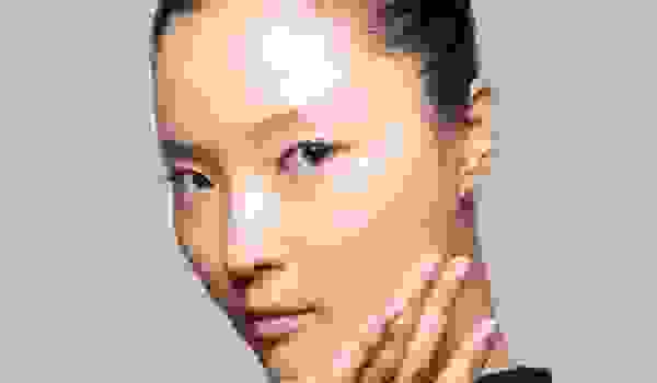 Sự thật đằng sau miếng dán mụn - “vũ khí lợi hại” của phái đẹp