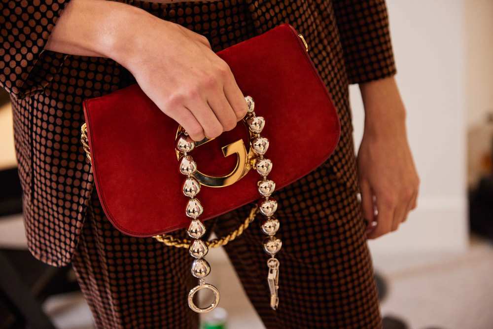 Hinh anh Liệu Gucci có đang đánh thức tính dục trong thời trang một lần nữa? 27