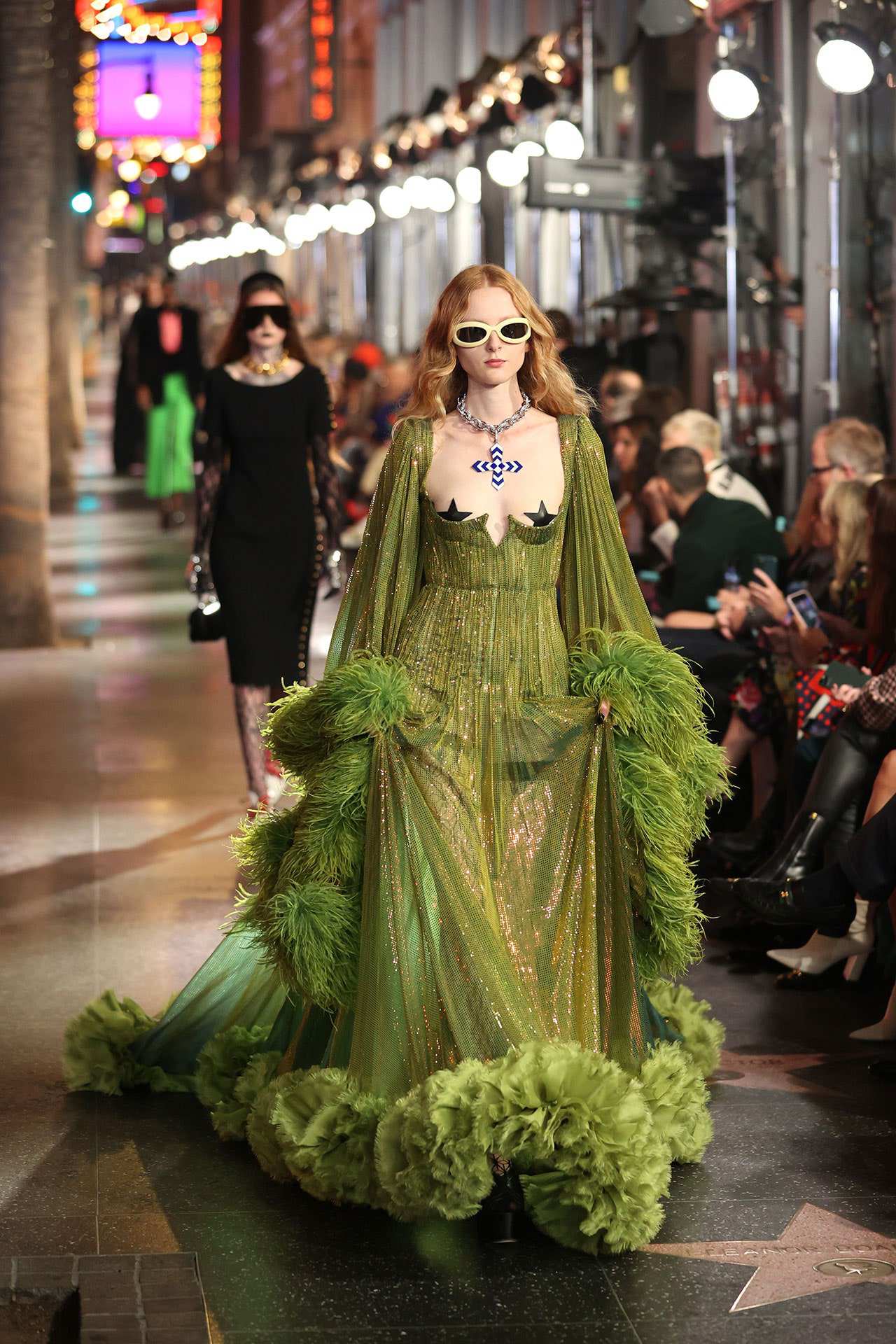Hinh anh Liệu Gucci có đang đánh thức tính dục trong thời trang một lần nữa? 23