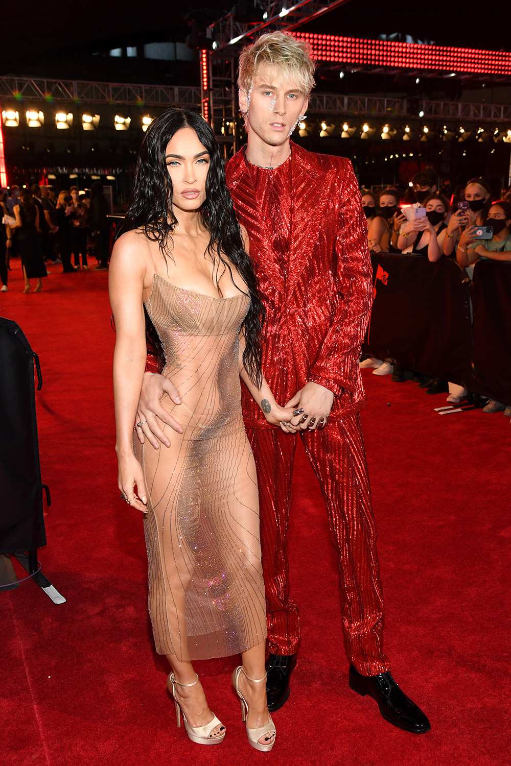 Hinh anh Megan Fox & Machine Gun Kelly 1