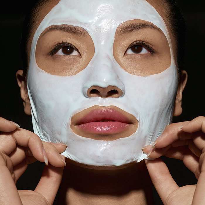 Hinh anh Các tín đồ làm đẹp đã biết dùng toner sao cho đúng khi đắp mặt nạ skincare chưa? 5