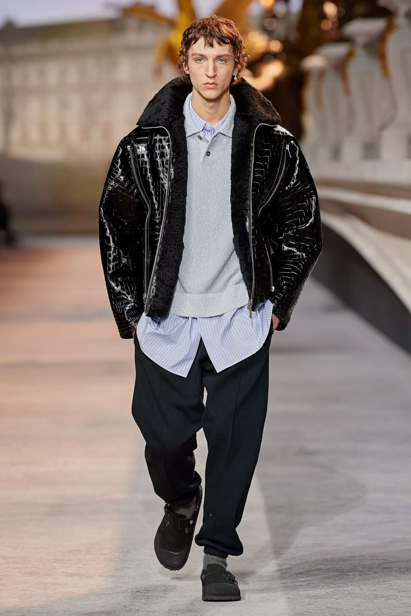 Hinh anh Dior Men Fall 2022/2023: Đường băng kỷ niệm 75 năm ra mắt New Look và 25 năm cống hiến của Stephen Jones tại nhà mốt 29