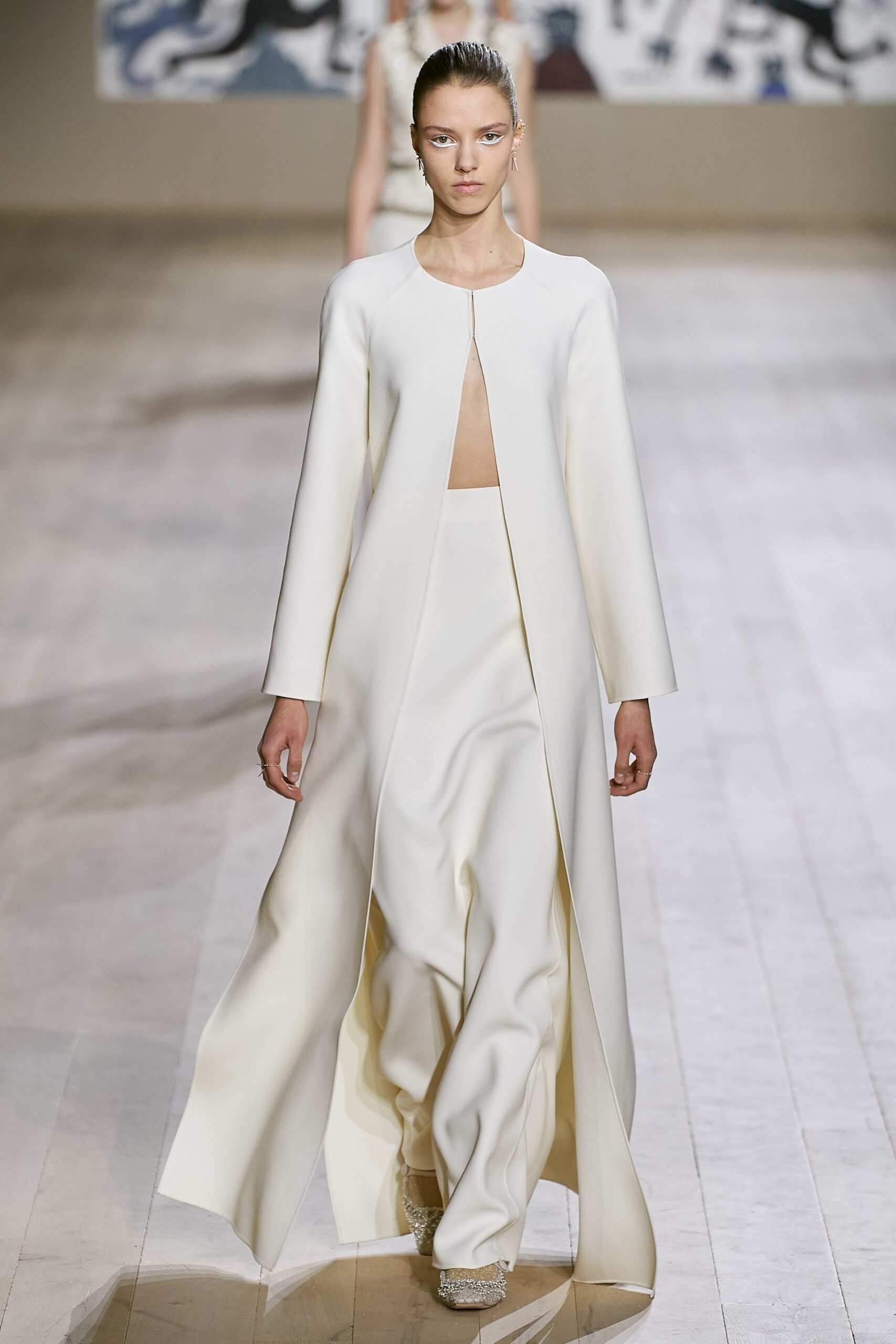 Hinh anh Christian Dior Haute Couture Xuân-Hè 2022: Phá vỡ ranh giới giữa nghệ thuật và thủ công tinh xảo trong địa hạt Haute Couture 55