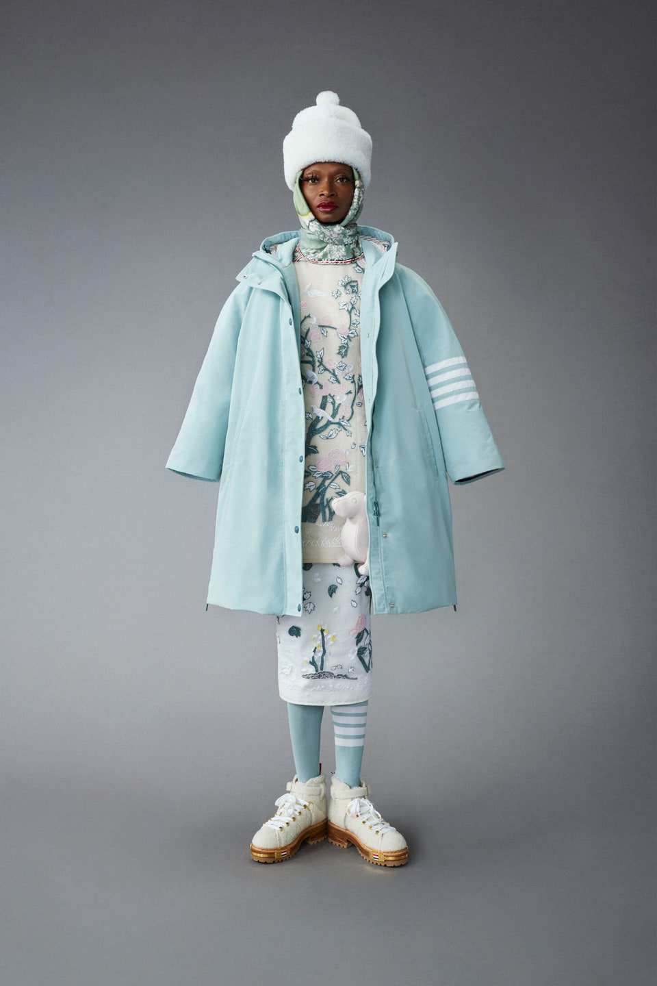 Hinh anh Thom Browne Chớm Thu 2022: Khi “ông hoàng” của đế chế menswear đương đại khẳng định lại vị thế 13