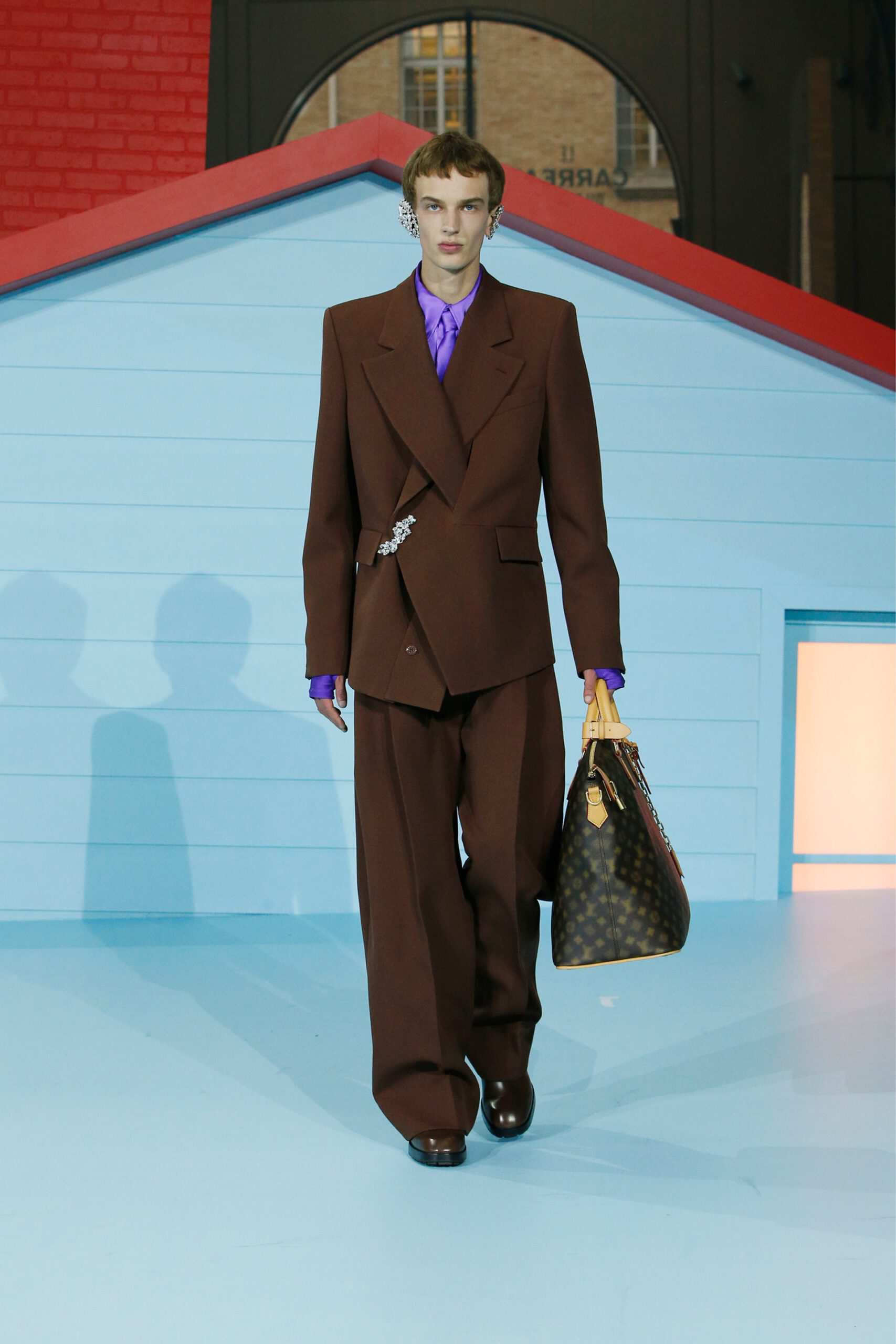 Hinh anh Louis Vuitton Menswear Thu-Đông 2022: Cuộc sống ở thiên đường của Virgil Abloh sẽ ra sao? 52