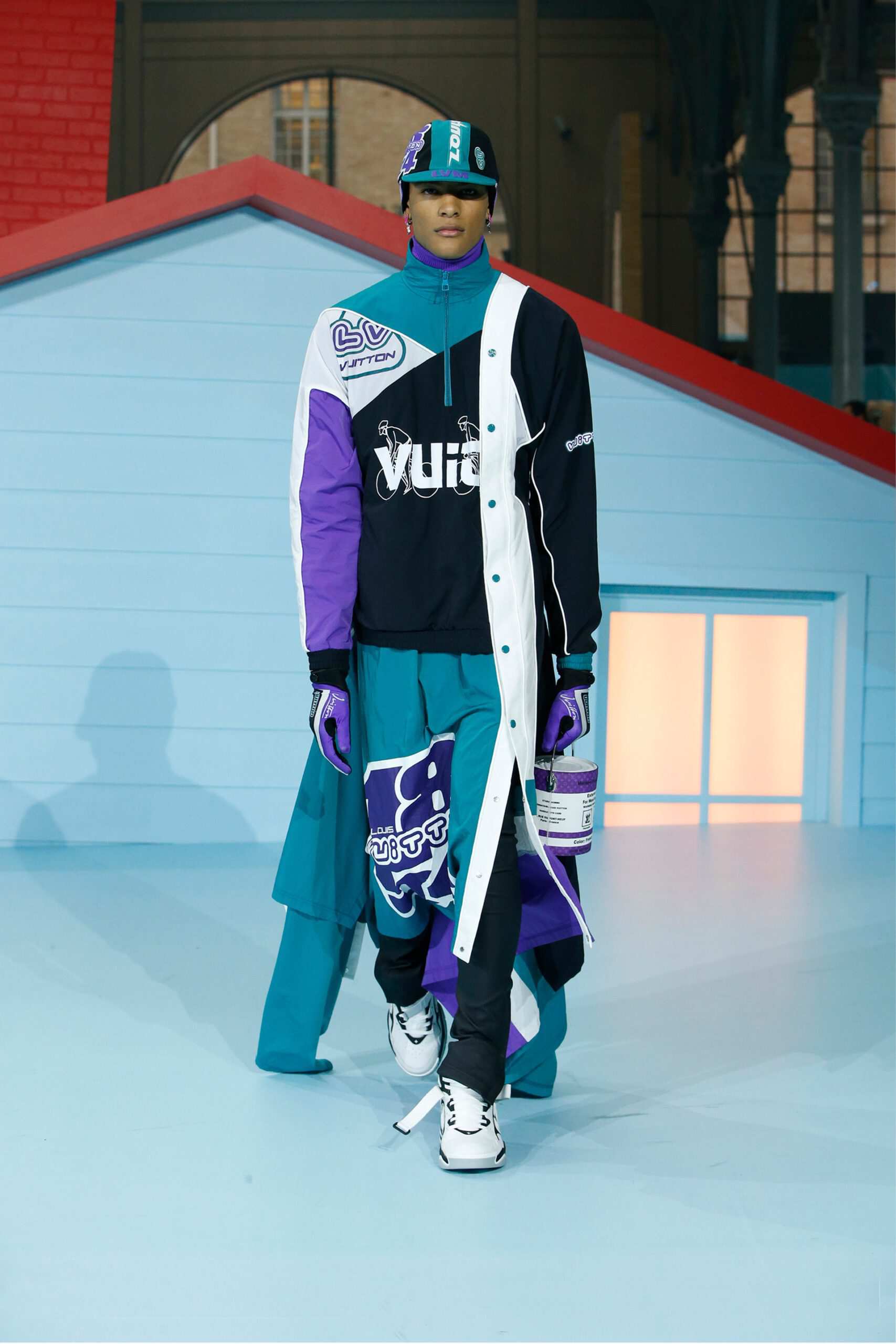 Hinh anh Louis Vuitton Menswear Thu-Đông 2022: Cuộc sống ở thiên đường của Virgil Abloh sẽ ra sao? 23