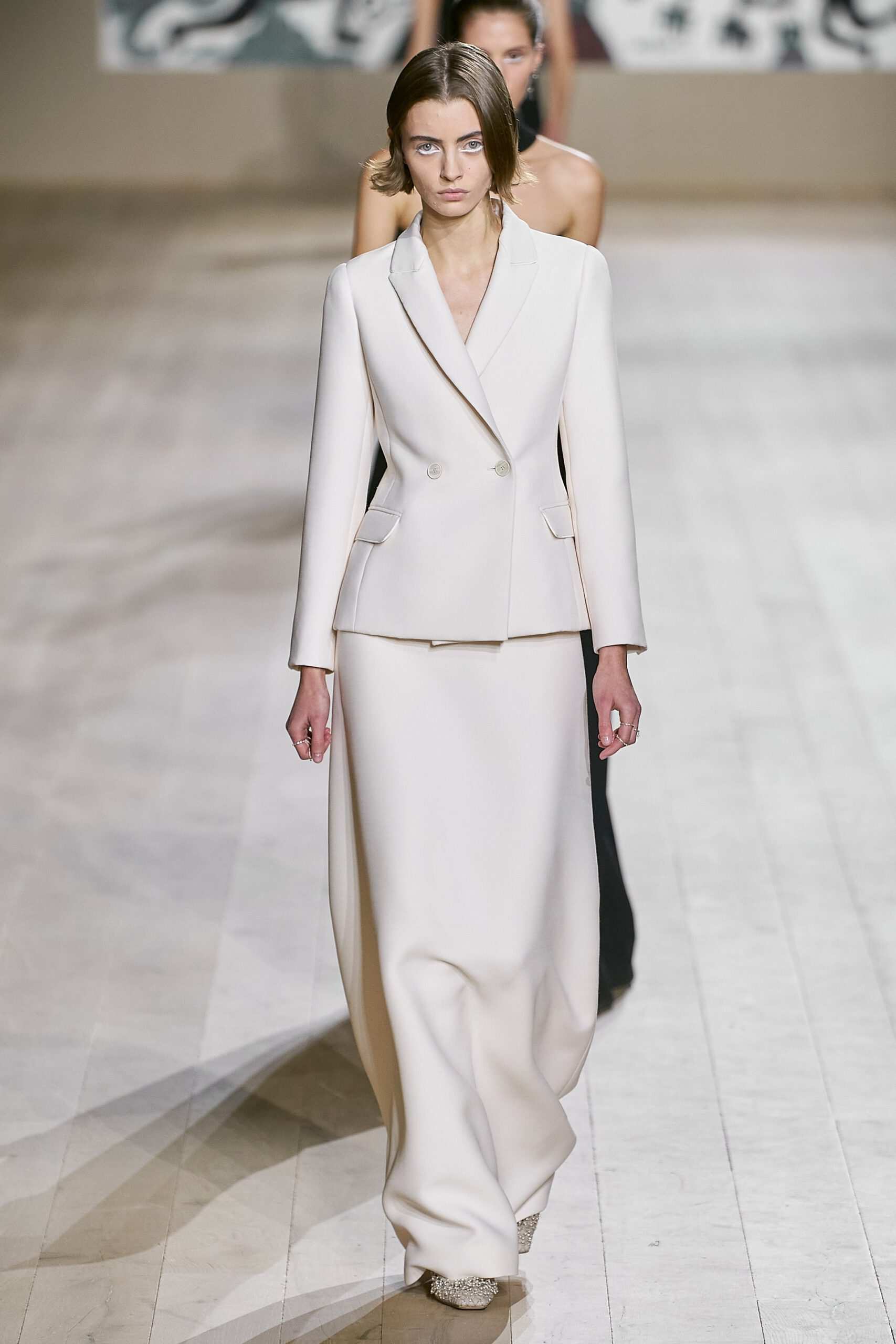 Hinh anh Christian Dior Haute Couture Xuân-Hè 2022: Phá vỡ ranh giới giữa nghệ thuật và thủ công tinh xảo trong địa hạt Haute Couture 35