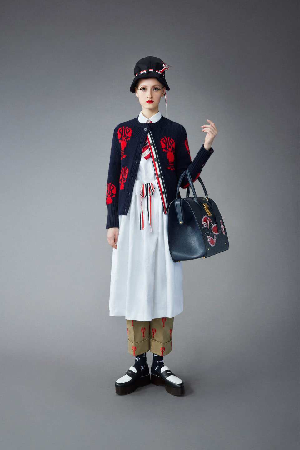 Hinh anh Thom Browne Chớm Thu 2022: Khi “ông hoàng” của đế chế menswear đương đại khẳng định lại vị thế 5